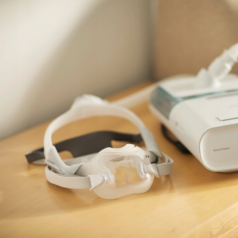 Aparat na bezdech senny Dreamstation CPAP Pro z podgrzewanym nawilżaczem