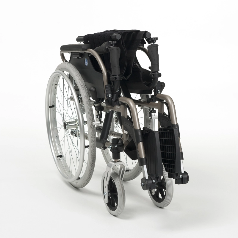 Aluminiowy wózek inwalidzki specjalny stabilizujący Vermeiren V300 30